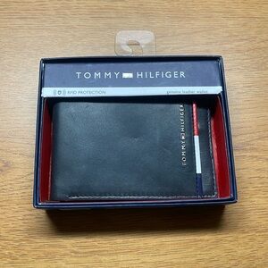 Tommy Hilfiger Wallet
